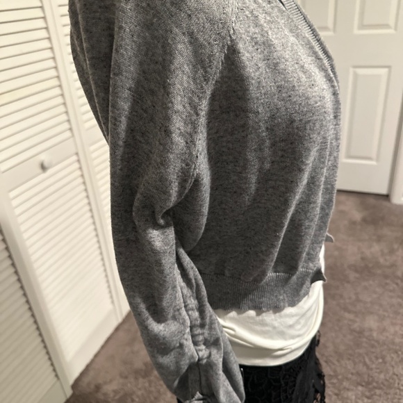 John-Jenn Cardigan - Picture 3 of 4